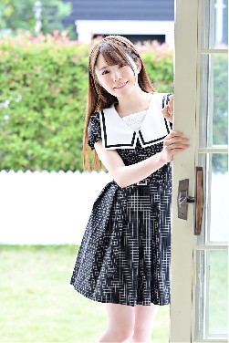 432324 B